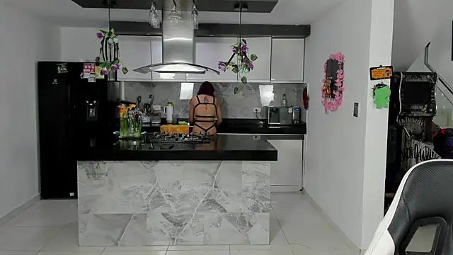 vicky wendy hot sexx online show from 06-11-26, 05:27
