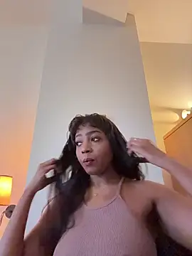 Snapshot of Blazerina chatting on 02-07-26, 10:02 Blazerina online show from 02-07-26, 10:02