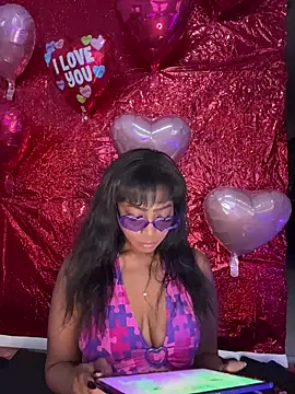 Snapshot of Blazerina chatting on 02-14-26, 09:11 Blazerina online show from 02-14-26, 09:11