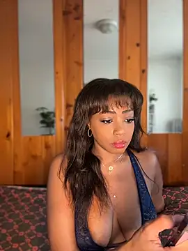 Snapshot of Blazerina chatting on 07-20-26, 03:25 Blazerina online show from 07-20-26, 03:25