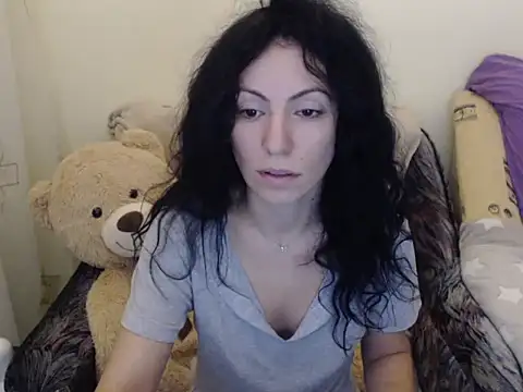 Snapshot of Emmatoo chatting on 01-07-26, 10:40 Emmatoo online show from 01-07-26, 10:40