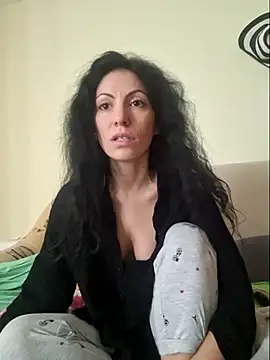 Snapshot of Emmatoo chatting on 02-28-26, 08:48 Emmatoo online show from 02-28-26, 08:48