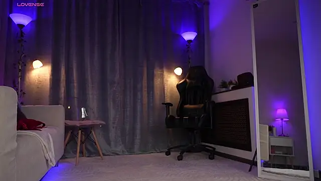 Amely Young online show from 03-08-26, 02:59