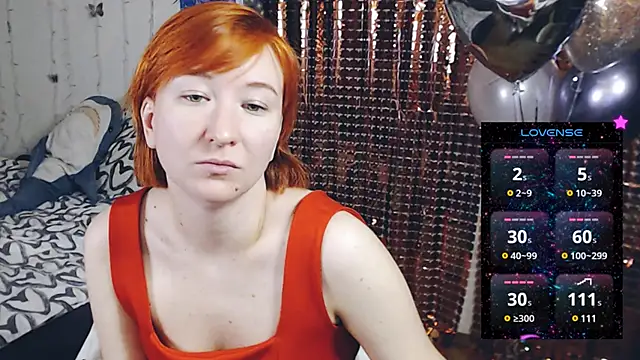 Snapshot of licentia__poetica chatting on 02-15-25, 04:58 licentia  poetica online show from 02-15-25, 04:58