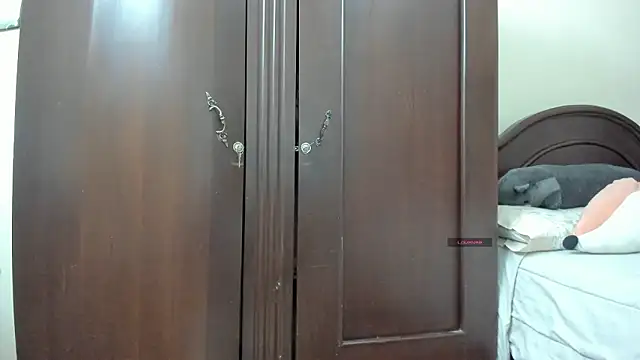 Snapshot of linnie_ chatting on 03-03-26, 12:06 linnie online show from 03-03-26, 12:06