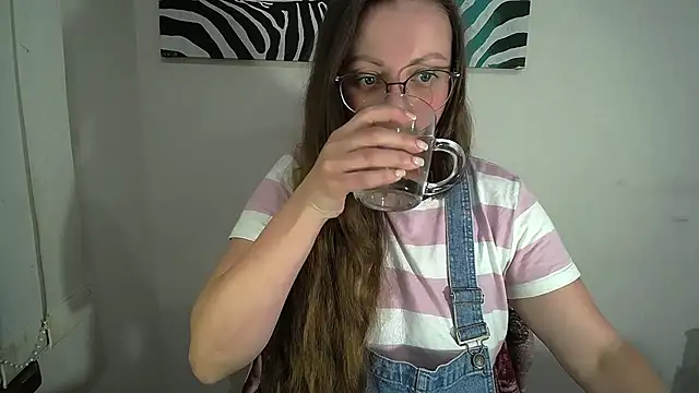  Annabelle Lee online show from 06-18-26, 09:14