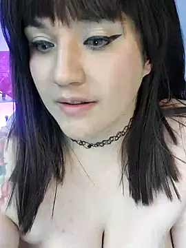 ItsNaiixa online show from 12-12-24, 11:25