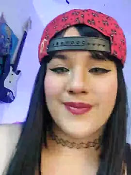 ItsNaiixa online show from 12-22-24, 05:21