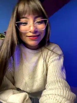 Snapshot of Lily_candy_X chatting on 09-10-25, 05:40 Lily candy X online show from 09-10-25, 05:40