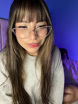 Snapshot of Lily_candy_X chatting on 09-26-25, 05:11 Lily candy X online show from 09-26-25, 05:11