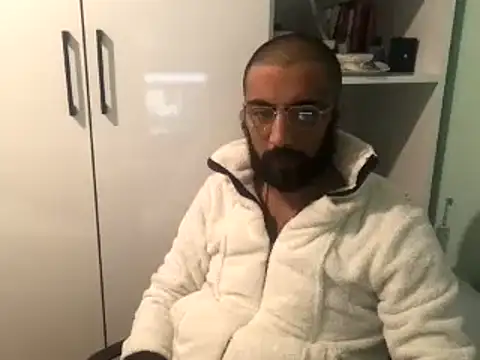 Snapshot of MasterKARATASSAKK chatting on 03-02-25, 04:50 MasterKARATASSAKK online show from 03-02-25, 04:50