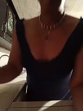 Snapshot of amatista_3012 chatting on 07-25-26, 02:47 amatista 3012 online show from 07-25-26, 02:47