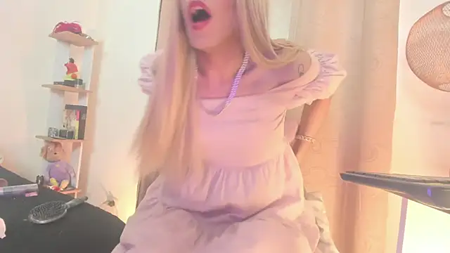 Snapshot of BarbieVenus chatting on 03-01-26, 05:15 BarbieVenus online show from 03-01-26, 05:15