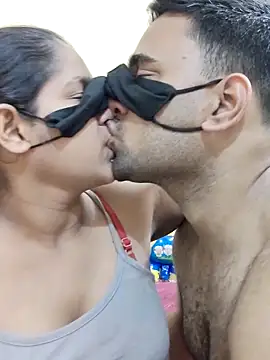 IND COUPLE1 online show from 03-01-25, 02:13