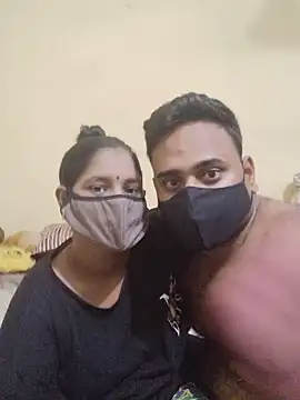 Snapshot of IND_COUPLE1 chatting on 07-22-26, 02:31 IND COUPLE1 online show from 07-22-26, 02:31