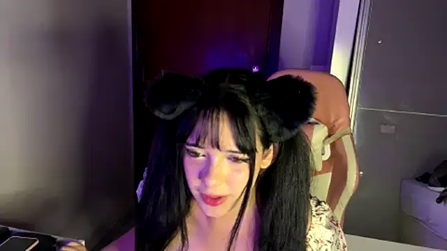 Snapshot of kitttyuwu chatting on 01-12-25, 07:10 kitttyuwu online show from 01-12-25, 07:10
