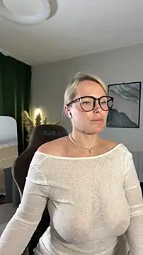 Charming Daphny online show from 06-19-26, 06:40