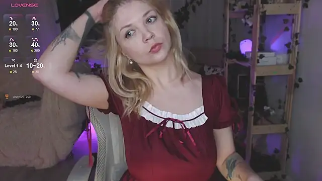 Snapshot of Brience chatting on 03-03-25, 04:36 Brience online show from 03-03-25, 04:36
