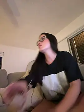 Snapshot of summermc_xx chatting on 03-20-25, 09:48 summermc xx online show from 03-20-25, 09:48