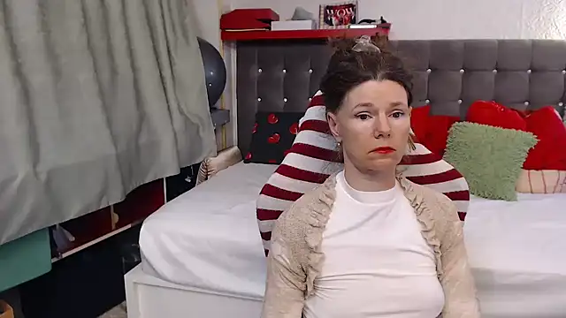 kellyterapy online show from 04-21-26, 03:57