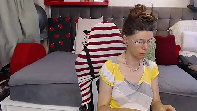 kellyterapy online show from 06-03-26, 04:56