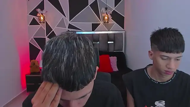 Juan Nd Steven online show from 02-04-26, 02:39