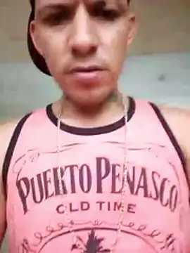 Snapshot of Alonsomadeira chatting on 06-07-26, 01:04 Alonsomadeira online show from 06-07-26, 01:04