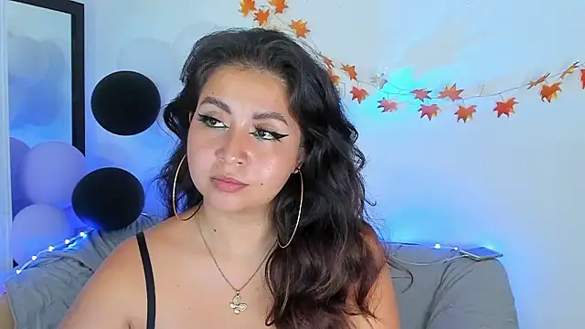 Snapshot of LiahDiaz chatting on 12-03-24, 01:52 LiahDiaz online show from 12-03-24, 01:52