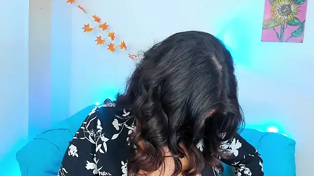 Snapshot of LiahDiaz chatting on 12-25-24, 04:54 LiahDiaz online show from 12-25-24, 04:54