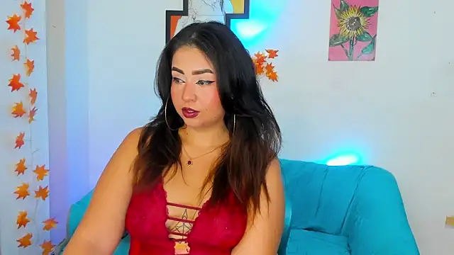 Snapshot of LiahDiaz chatting on 02-07-25, 12:20 LiahDiaz online show from 02-07-25, 12:20