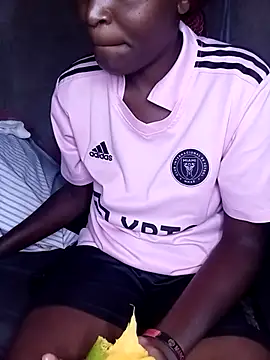 Snapshot of pretty_prickle chatting on 11-30-25, 05:33 pretty prickle online show from 11-30-25, 05:33