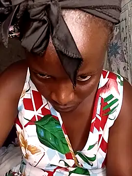 Snapshot of pretty_prickle chatting on 01-19-26, 07:56 pretty prickle online show from 01-19-26, 07:56