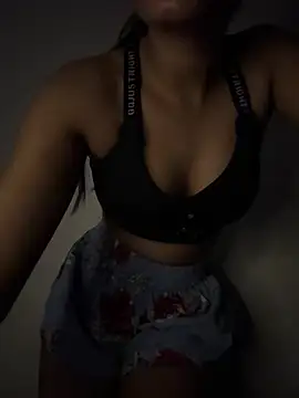 Hot Goldengirl online show from 05-16-26, 07:34