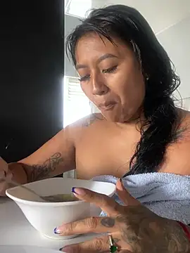 luisa16xxx online show from 01-23-25, 09:29