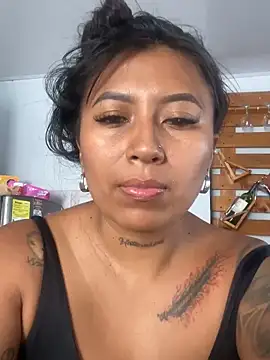 luisa16xxx online show from 03-18-25, 07:53