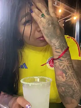 luisa16xxx online show from 03-21-25, 12:18