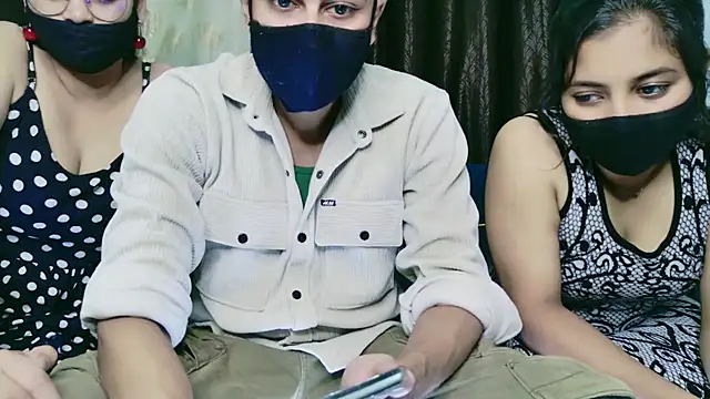 Snapshot of RupaliDixit chatting on 10-03-25, 04:59 RupaliDixit online show from 10-03-25, 04:59