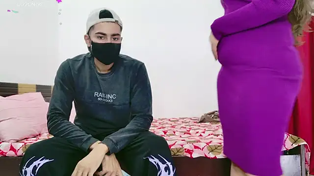 Snapshot of RupaliDixit chatting on 10-17-25, 05:59 RupaliDixit online show from 10-17-25, 05:59