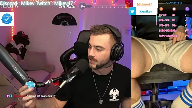 Snapshot of Mikev chatting on 03-02-26, 07:10 Mikev online show from 03-02-26, 07:10