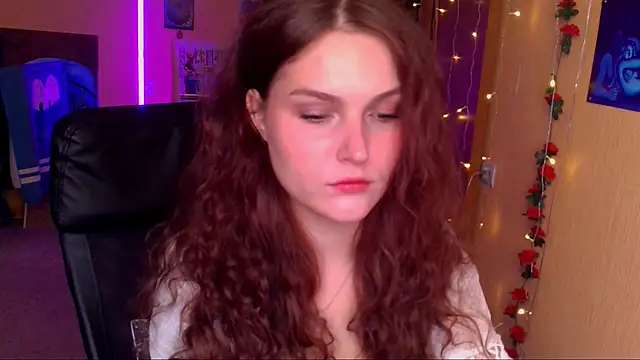 Snapshot of Jenna_Sativa chatting on 06-27-26, 09:03 Jenna Sativa online show from 06-27-26, 09:03