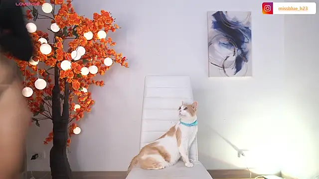 Snapshot of VictoriaHiill chatting on 01-09-26, 05:15 VictoriaHiill online show from 01-09-26, 05:15