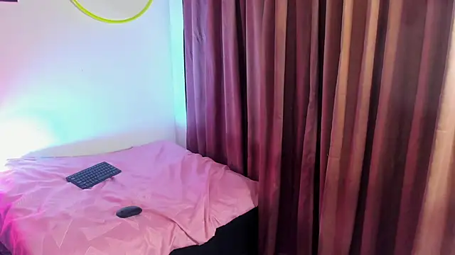 Snapshot of nicole_volkov chatting on 01-11-25, 02:09 nicole volkov online show from 01-11-25, 02:09