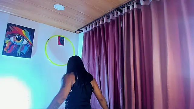 Snapshot of nicole_volkov chatting on 01-15-25, 10:57 nicole volkov online show from 01-15-25, 10:57