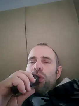 Dorset8360 online show from 12-21-24, 01:32