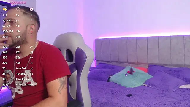 ryanandpamela  online show from 02-19-25, 05:06