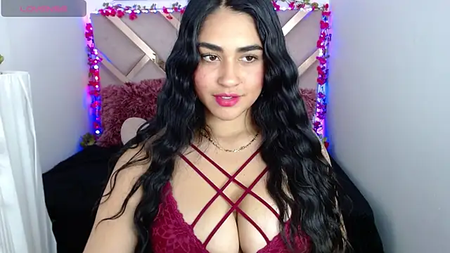 Charlotte cute18 online show from 03-06-25, 05:24