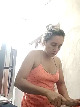 Snapshot of Isabel23zr chatting on 01-04-25, 12:38 Isabel23zr online show from 01-04-25, 12:38