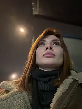 Snapshot of Accole chatting on 12-26-24, 05:30 Accole online show from 12-26-24, 05:30