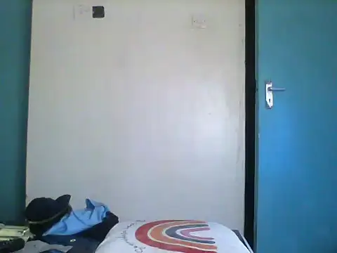 Snapshot of melaninebony1 chatting on 11-25-25, 06:57 melaninebony1 online show from 11-25-25, 06:57