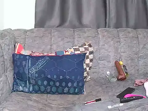 Snapshot of Bigboobylovers chatting on 09-20-25, 11:33 Bigboobylovers online show from 09-20-25, 11:33